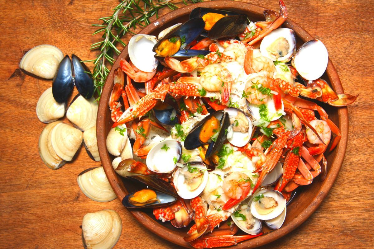 Avez-vous déjà mangé dans ces restaurants de fruits de mer à Saint-Malo ? Parce que vous devriez !