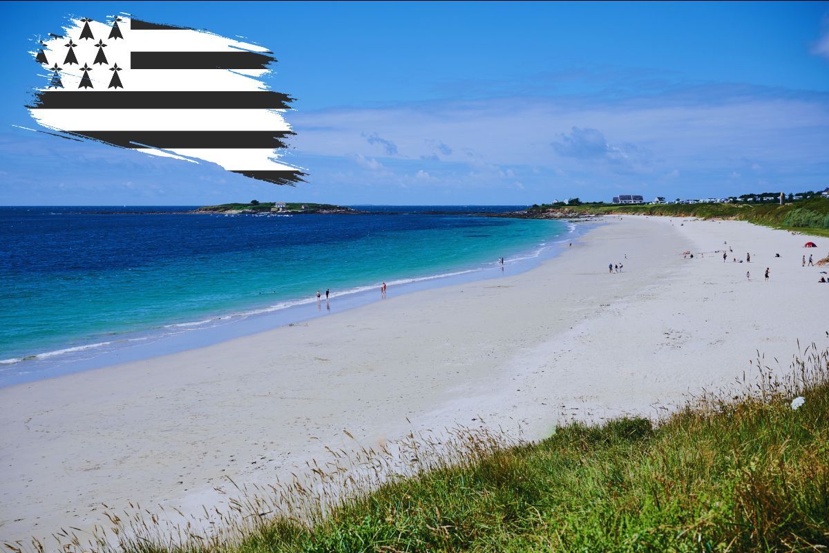 Plage de Névez dans le Finistère : 3 raisons d'aller voir cette plage et découvrir Tahiti en Bretagne, plus besoin de prendre l'avion pour trouver votre bonheur