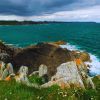 Ne partez pas en Bretagne sans voir ce coin magique (près de Quiberon) : les falaises les plus spectaculaires de la côte sauvage, un sable d’un blanc irréel et un coucher de soleil tellement époustouflant qu’il fera exploser votre feed Instagram