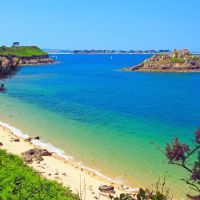 Attention : voici pourquoi vous devez visiter la plage des Amiets à Cléder en Bretagne ! Prenez un bain de soleil à côté de Morlaix dans le Finistère
