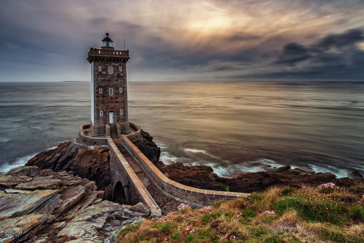 Saviez-vous que le phare de Kermorvan est l'un des plus beaux sites de Bretagne ? Venez découvrir cette presqu'île du Finistère