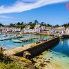 Découvrez les 4 plus jolis petits ports authentiques de Bretagne pour une ambiance romantique le jour de la Saint-Valentin : ces lieux en bord de mer promettent de réchauffer votre coeur en ce beau jour