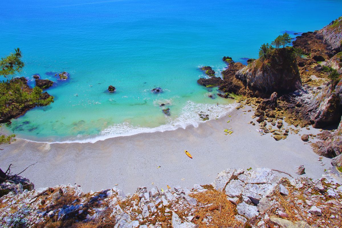 Un jour au Cap de la Chèvre : pourquoi ce lieu à la presqu'île de Crozon en Bretagne est le paradis des randonneurs ? Découvrons ensemble ce lieu par lequel vous devez passer absolument