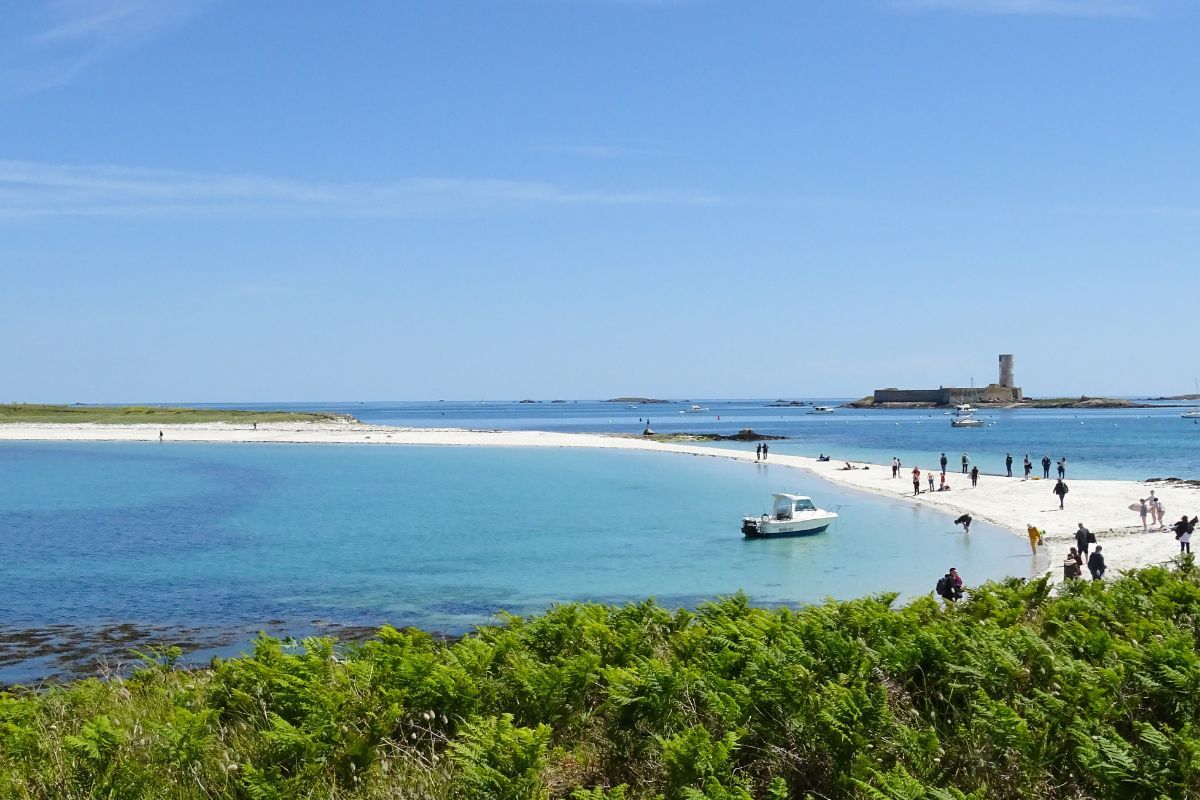 Où séjourner pour visiter l'archipel des Glénan ?