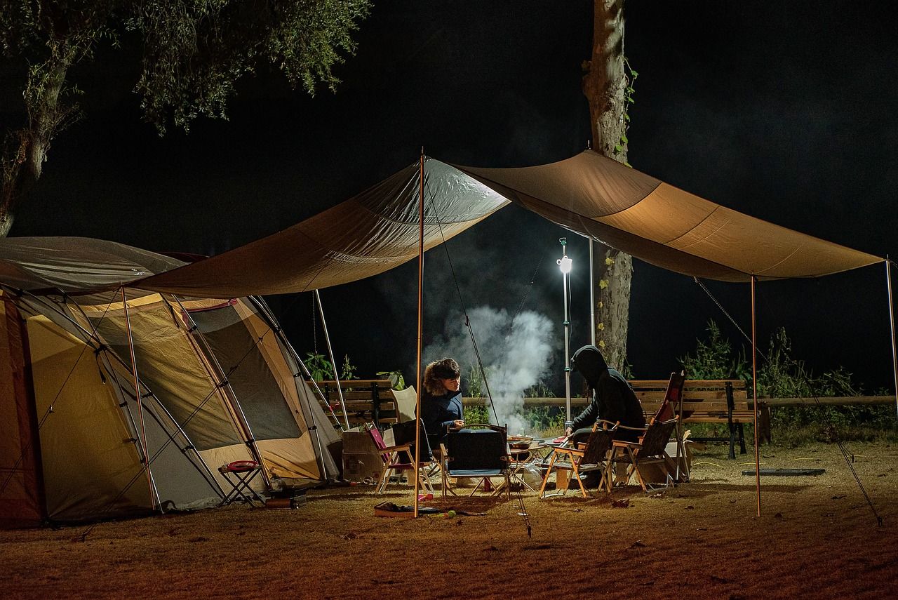 Gens, Camping, Tente, Mode De Vie