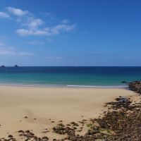 Plage de Pen Hat : élue plage préférée des français en 2024, cette magnifique plage confirme encore une fois que les français préfèrent les plages bretonnes