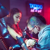 Tatoueurs à Brest et aux alentours : Top 3 qui vont des tatoueurs qui vont vous épater pour votre prochain tatouage dans les terres de Bretagne