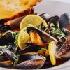 Ces 3 restaurants d'Ille-et-Vilaine servent des moules fraîches et savoureuses : voici où les déguster absolument pour vous réchauffer lors de votre prochaine escapade en Bretagne